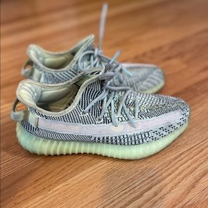 Yeezy Boost 350 Size 7 Mens
